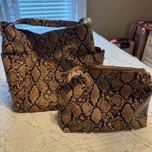 Snakeskin Print Shoulder Purse with Snakeskin Zippered Pouch/Wristlet